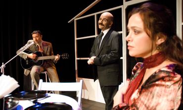 Köşk - Tiyatro Fora - Oyun Fotoğrafı