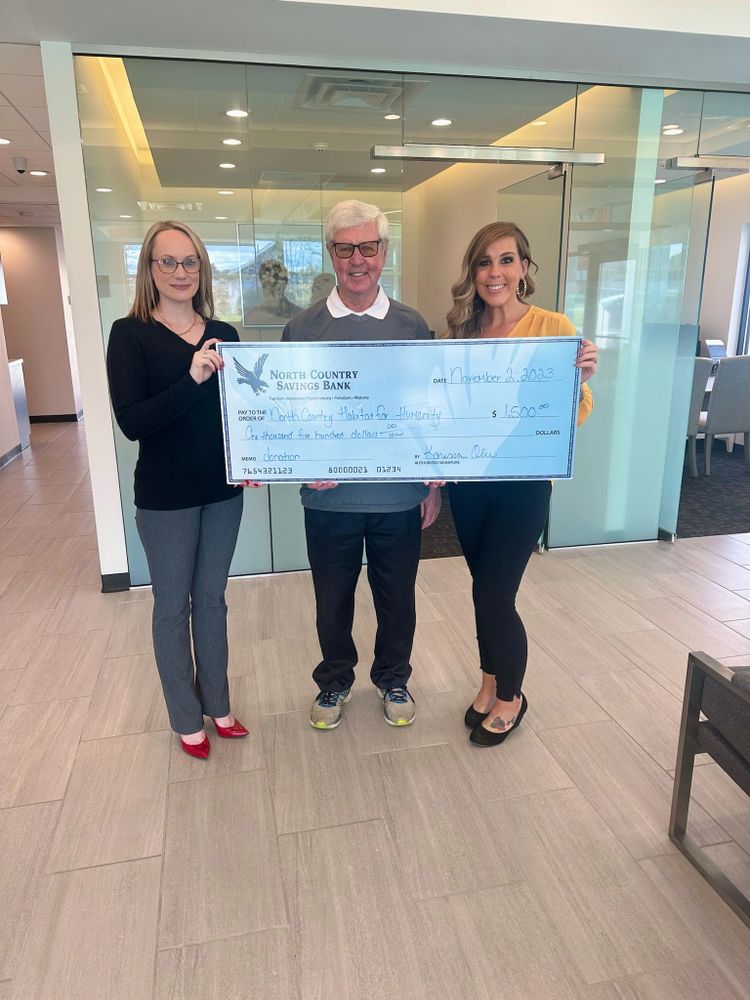 North Country Savings Bank became the newest member of the $ 1000.00 Club. Pictured from L-R is Ash
