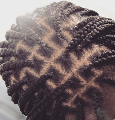 A square shaped hair