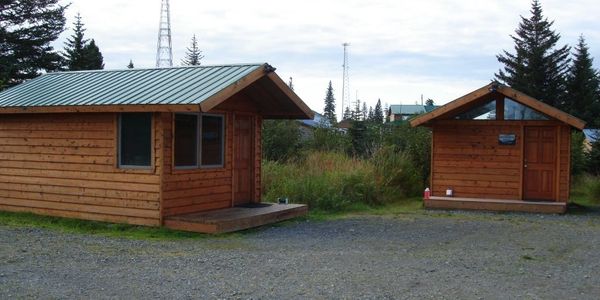 Rental cabin and bathhouse