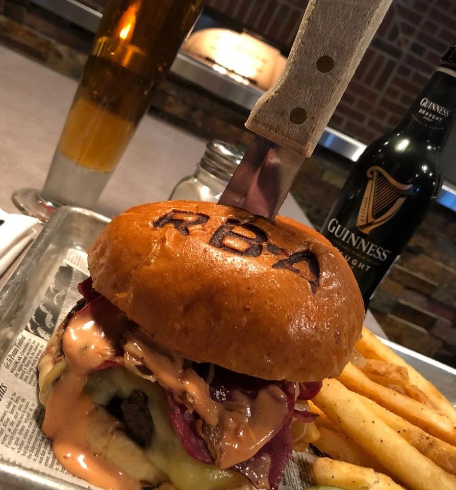 Restaurant Red Brick Ale House & Grille