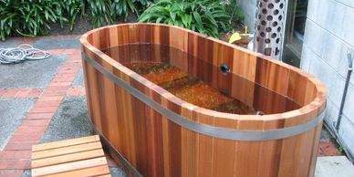 Japanese style cedar wood bath
