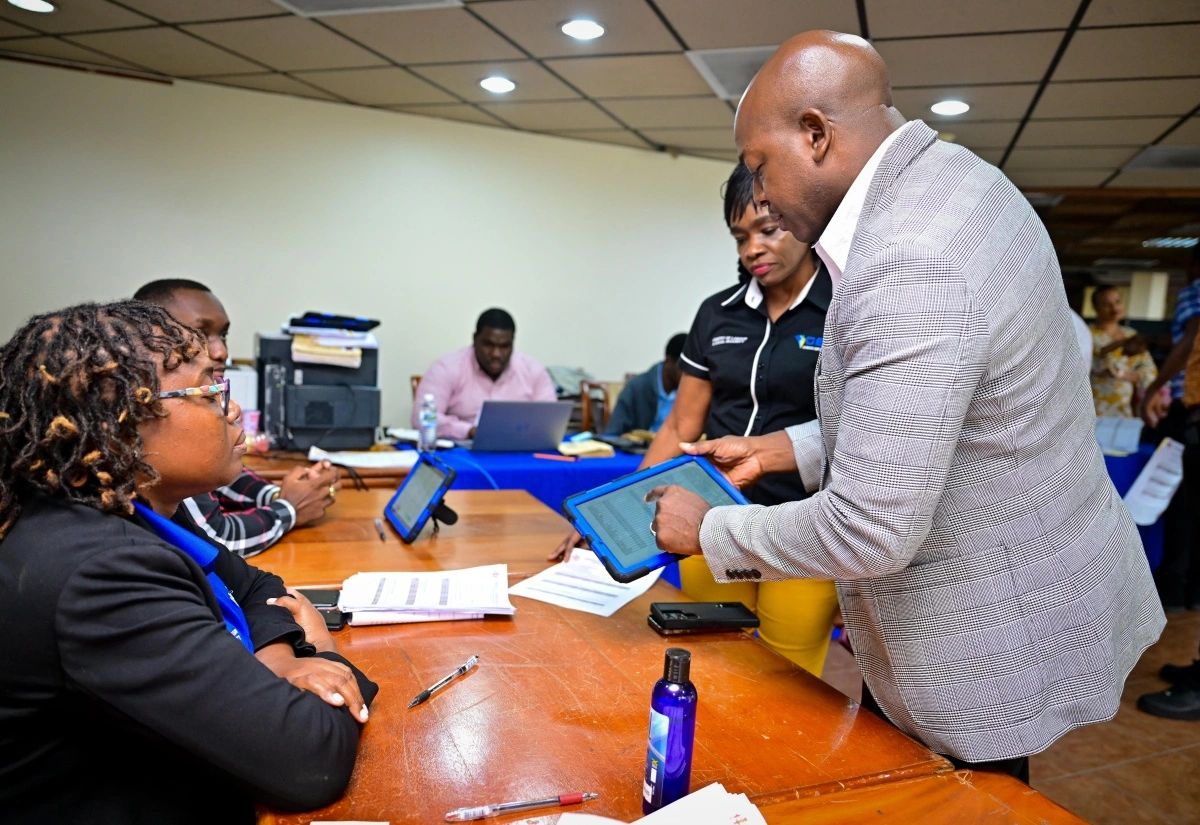 How Foreign Work Experience Can Boost Your PR Application—Even if Your Permit Has Expired or Is Expiring Soon How Foreign Work Experience Can Boost Your PR Application—Even if Your Permit Has Expired or Is Expiring Soon