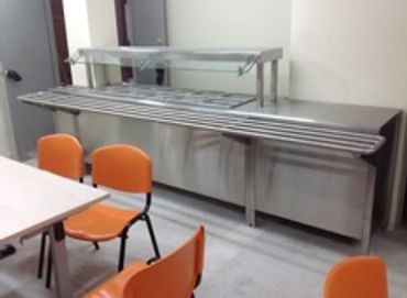 Autoservicio en acero inoxidable para tu restaurante industrial