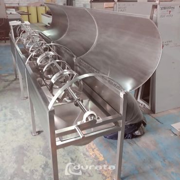 Nuestra maquinaria en acero cumplen con los más altos estándares de higiene y seguridad