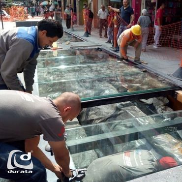 Trabajamos con arquitectos y constructores para desarrollar estructuras