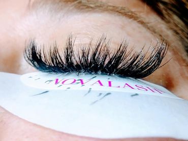 volume lash extensions