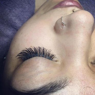 volume lashes extensions