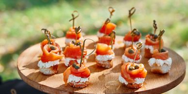 Farm Table Catering Yosemite Wild Weddings Cakewalk Micro 
Wedding Cakes Desserts
Art Unique micro