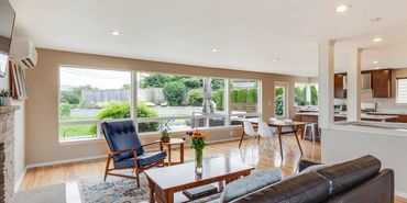 Mesmerized Cleaning Jax LLC is a reputable full-service cleaning company based in Jacksonville, FL.