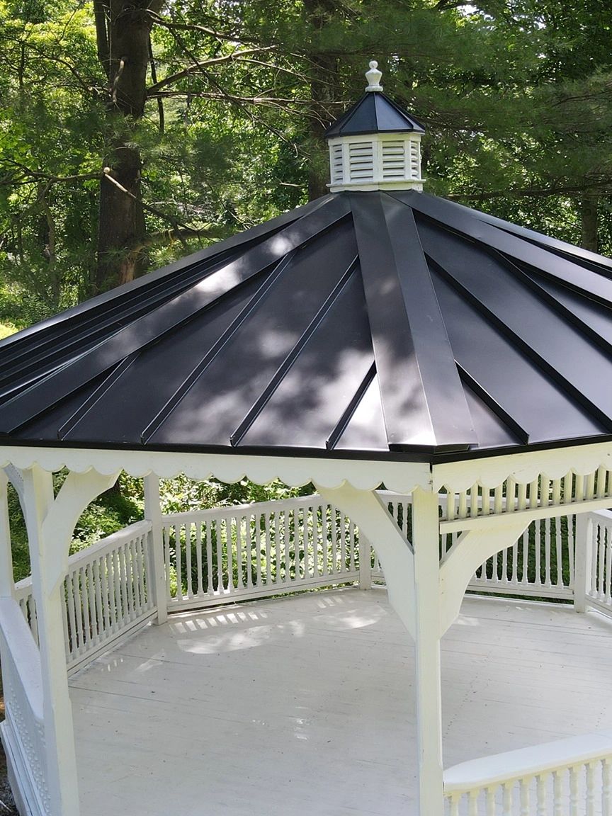 Beautiful metal roof
Roofing services from PotterRoofs