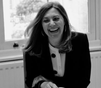 Afshan is a highly qualified and skilled nutritionist.
She has over 20 years experience working in