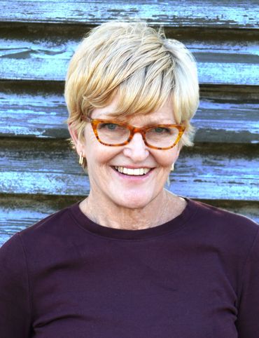 femal artist, abstract artist, artist of original abstract paintings