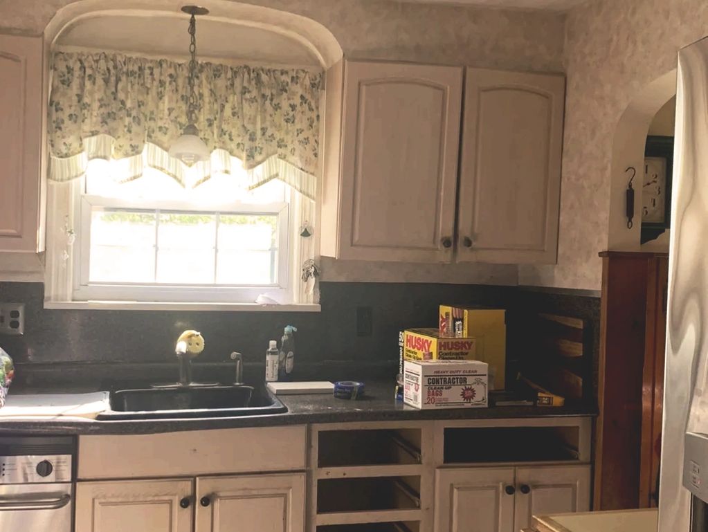 Before
Client  wants to improve the kitchen