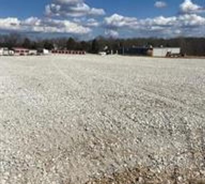 3.6 acres of extremely high visible land in an area of high car count