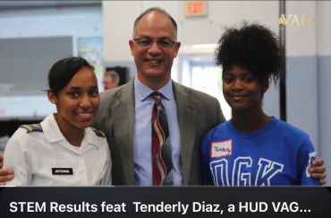 STEM Results featuring Jeryl Bennett with students at HUD VAG event