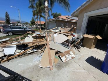 Construction debris cleanups, remodeling cleanup. Junk removal