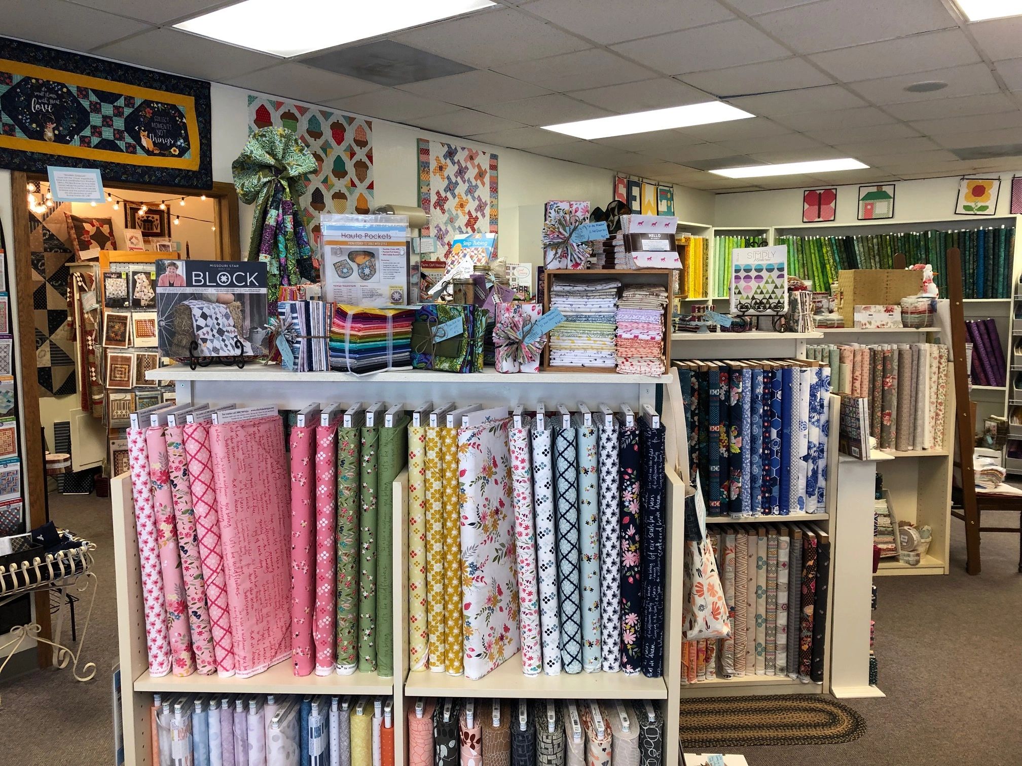 The Dutch Rose Quilt Shop