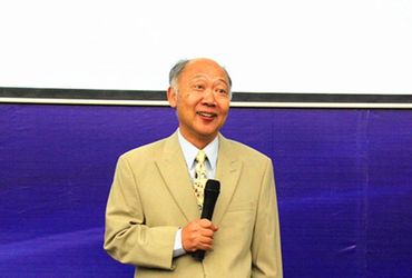 李志文教授是國際商學教育啟蒙者, 列名世界名人錄、美國金融工商名人錄、協助清華大學經管學院依照Wharton School經驗,推出特聘教授制度,吸引世界頂級學者任教,成為中國學術現代化的重要創新。