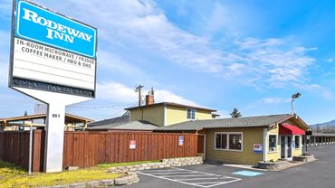 a place to stay for a nice evening