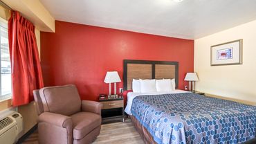 room of the roadway inn