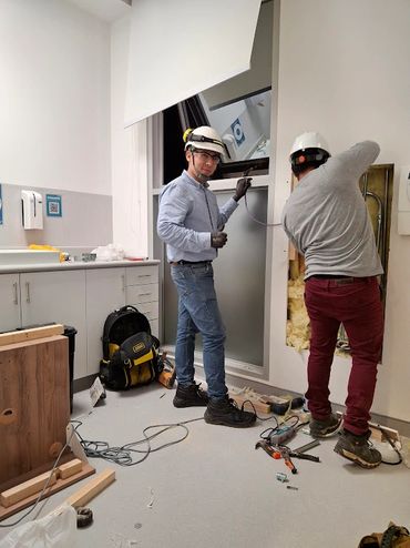 INSTALACIONES ELECTRICAS
Clinica AVIVA