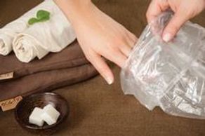 Eco fin parafin alternative hand or foot treatment. $20 add on to any massage.