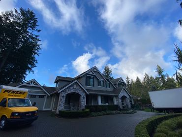 Full service pack & load, professional moving services in Bothell, Mill Creek, Lynnwood, Woodinville