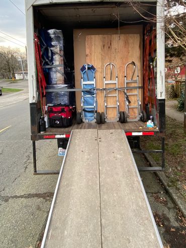 Full service pack & load, professional moving services, and transportation needs Seattle, WA.