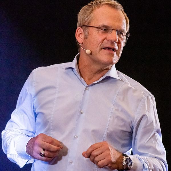 Mentaltrainer Berlin und Selfmade Lifedesigner mit Money-Mind-Set und Erfolgs-Gewohnheiten.