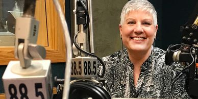 Joy Katzen-Guthrie, Broadcast/Voiceover Artist, Narration,Vocals,Studio Recording