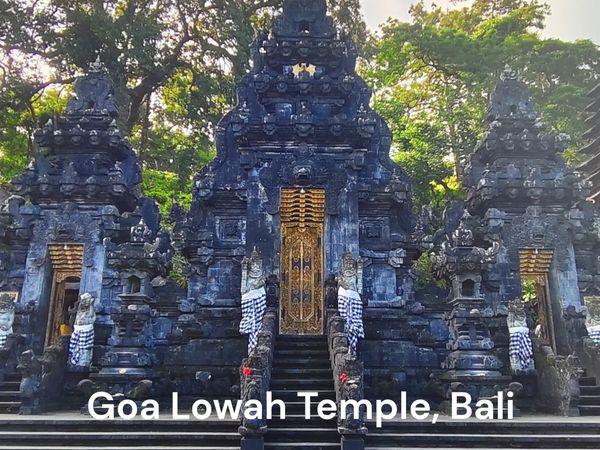 Goa Lowah Temple entrance, Bali