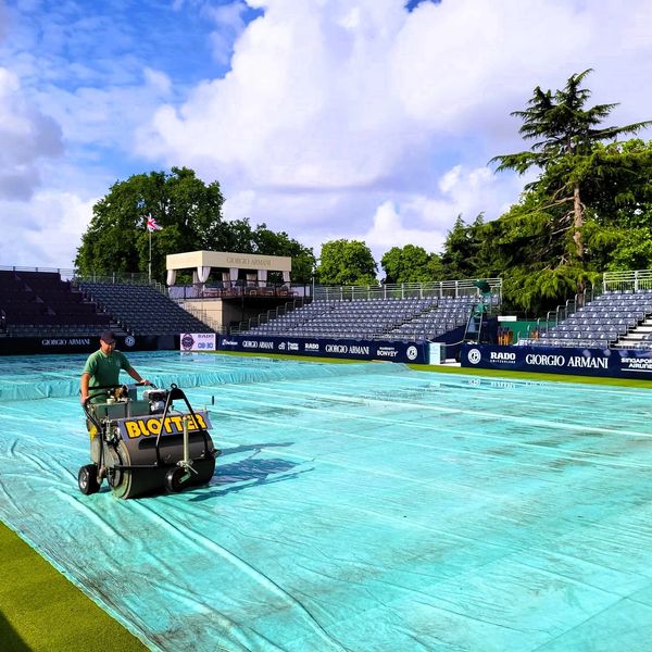 Mini Blotter Tennis Court Water Removal Machine