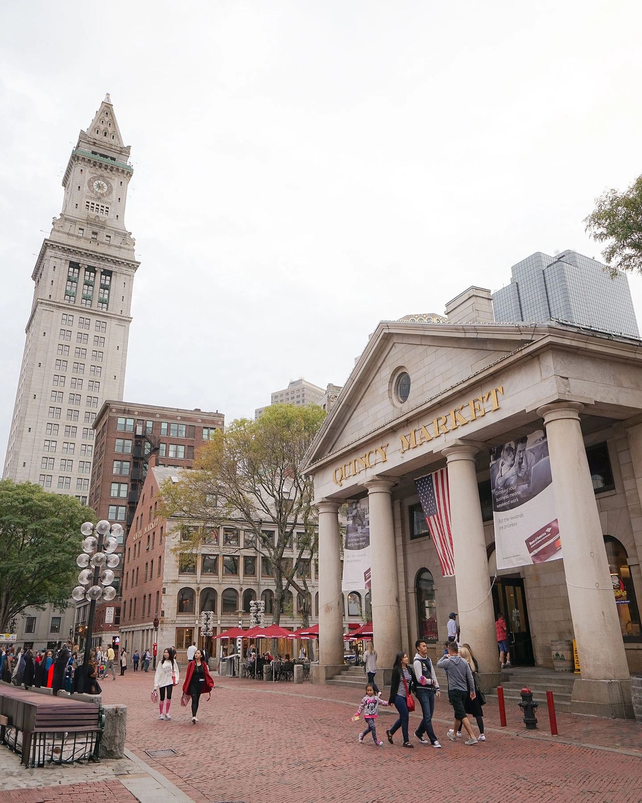 Located in the heart of Faneuil Hall Marketplace, Quincy Market is a vibrant food hall and shopping destination filled with history and local flavor. Built in 1826, this iconic landmark offers a diverse selection of eateries, from fresh seafood and Boston clam chowder to international street food. With its lively atmosphere, street performers, and historic charm, Quincy Market is a must-visit for anyone exploring Boston’s Freedom Trail. Located in the heart of Faneuil Hall Marketplace, Quincy Market is a vibrant food hall and shopping destination filled with history and local flavor. Built in 1826, this iconic landmark offers a diverse selection of eateries, from fresh seafood and Boston clam chowder to international street food. With its lively atmosphere, street performers, and historic charm, Quincy Market is a must-visit for anyone exploring Boston’s Freedom Trail.