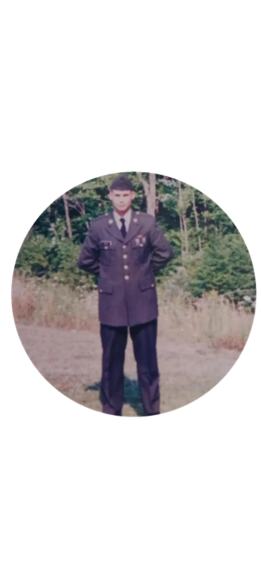 Picture of a man in Uniform