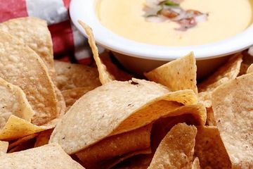Chips 'N Queso