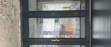 Door screen, outside finished in anthracite grey