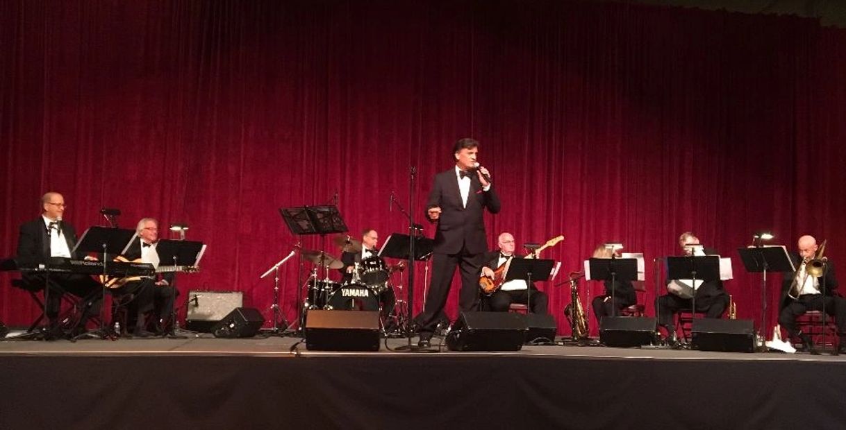 John’s repertoire encompasses The Great American Songbook, Broadway, Country, Big Band, Rock n Roll