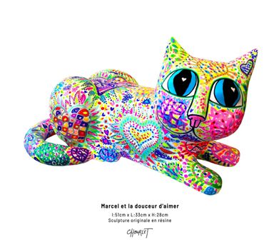 Marcel le Chat est une sculpture originale en résine imaginée et crée par l'artiste Céline Chourlet