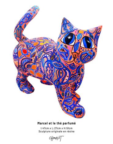 Marcel le Chat est une sculpture originale en résine imaginée et crée par l'artiste Céline Chourlet