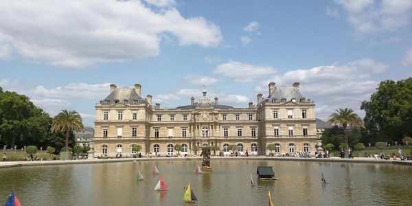 Jardin des Tuileries Paris France