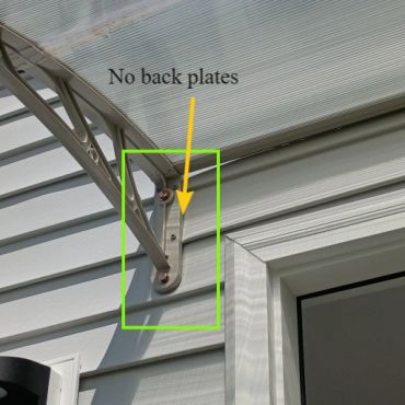 Amazon market place awning installed incorrectly in Manchester NH. Awning should be mounted to back