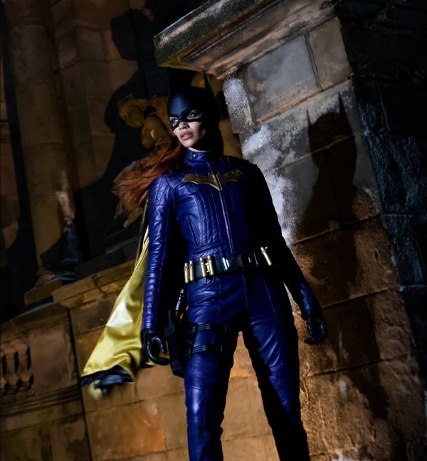 Warner Bros  Batgirl Staring  Leslie Grace.
With Richard VAN DEN BERGH as Special Effects Supervisor