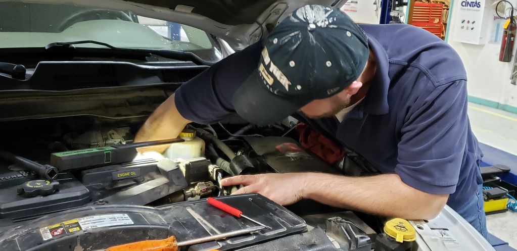 Jordan taught Darren how to get his hands dirty changing the fuel filter on his 2012 Ram Diesel.