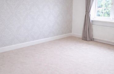 Sample bedroom unstaged