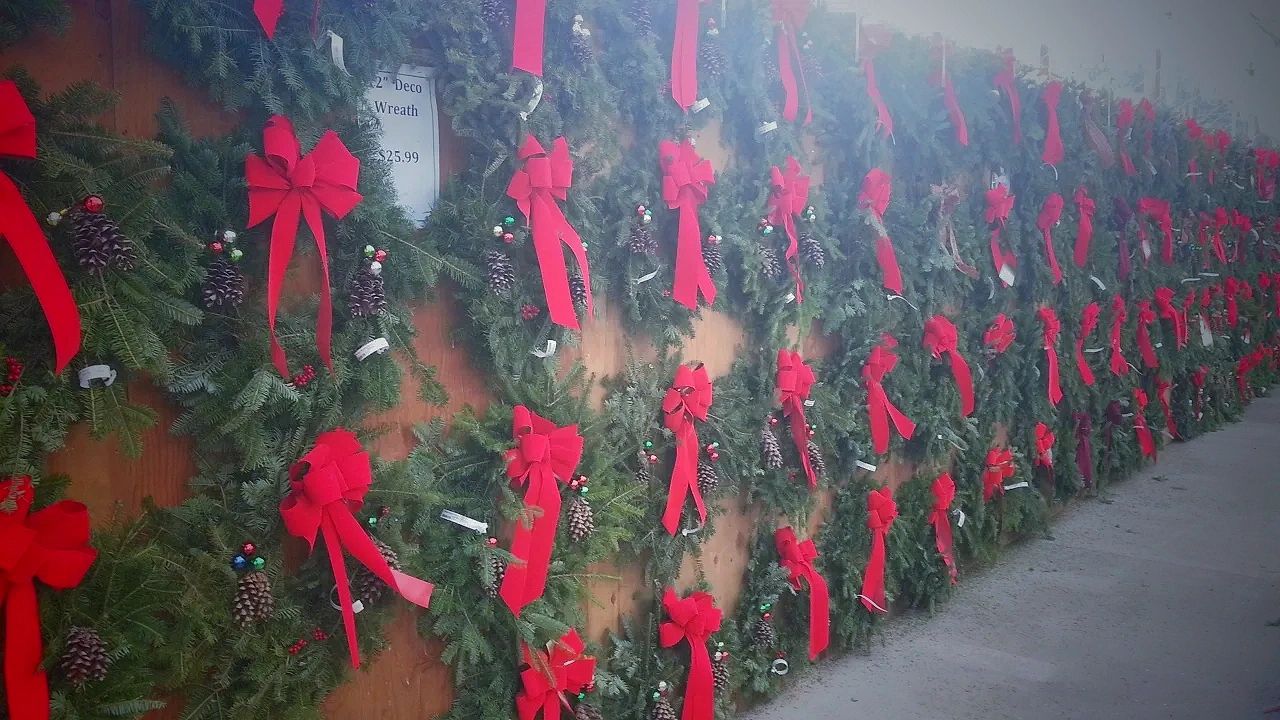 Indoor Outdoor Christmas Wreath Bows