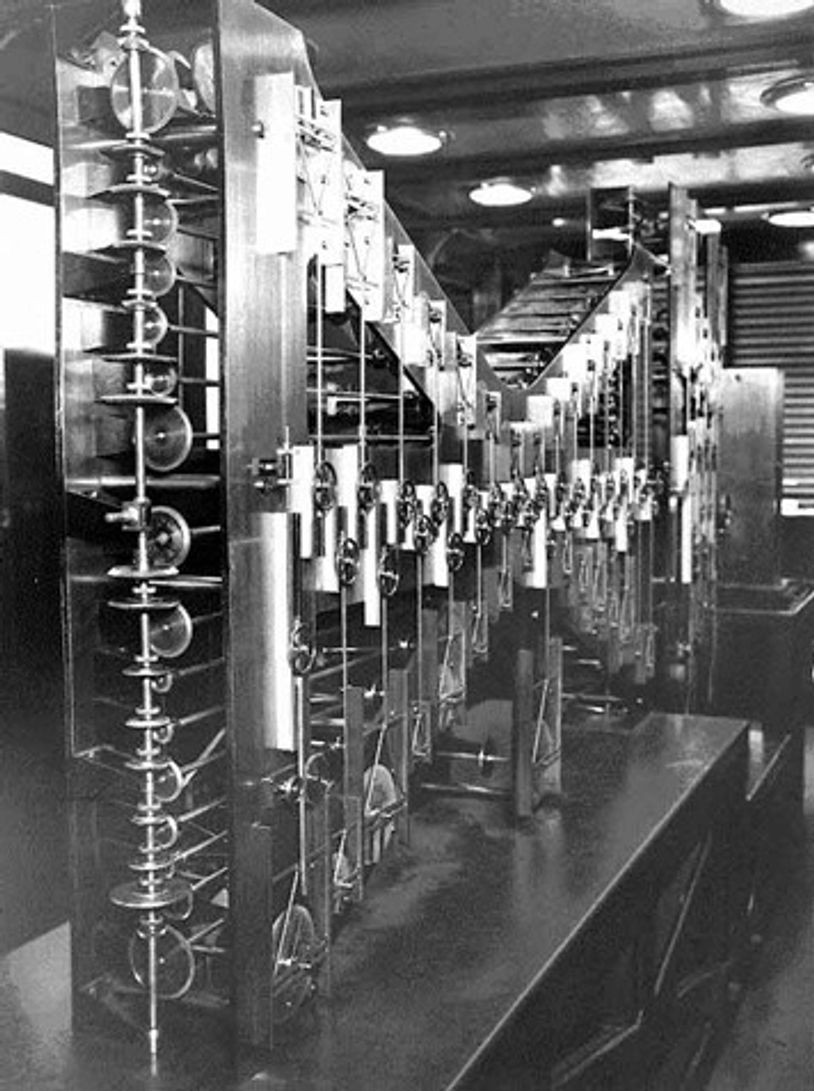 The NOAA tide-predicting machine, “Old Brass Brains”.