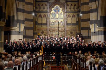Andrew Wailes conducts Melbourne University Choral Society and MUCS, St Paul's Cathedral, Melbourne