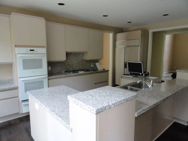 Main Level Kitchen - Before