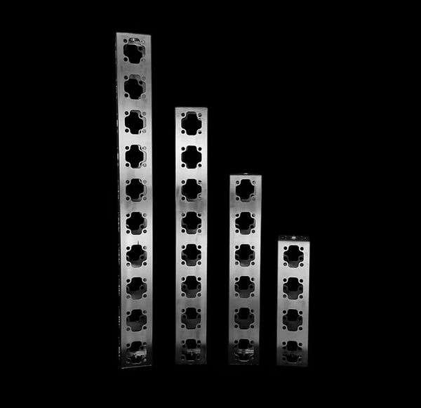 Includes:
5x 7ft
1x 4ft
2x 3ft
1x 2ft
1x 1ft
2x 0.5ft
+ Accessories